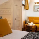 Au Coin Du Feu Hotell