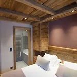 Au Coin Du Feu Hotel