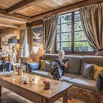 Hotel Au Coin Du Feu 4*