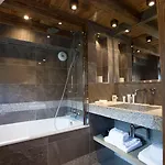 Au Coin Du Feu Hotell Megève