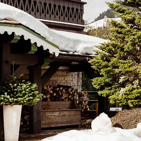 Au Coin Du Feu Hotel Megève