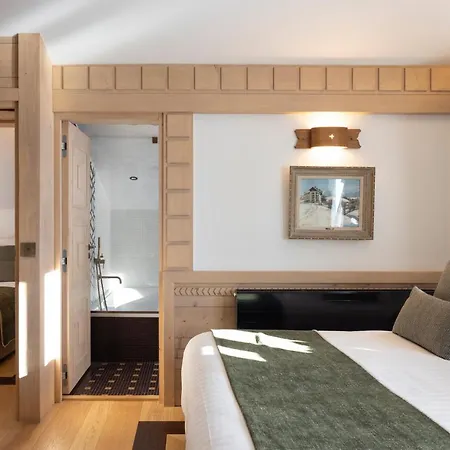 Au Coin Du Feu Hotel 3*