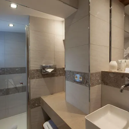 Au Coin Du Feu Hotel