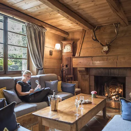 Hotel Au Coin Du Feu 4*