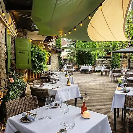 Hotel Au Coin Du Feu 4*