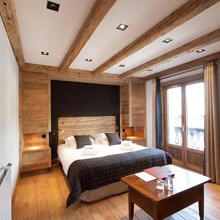 Au Coin Du Feu Hotel